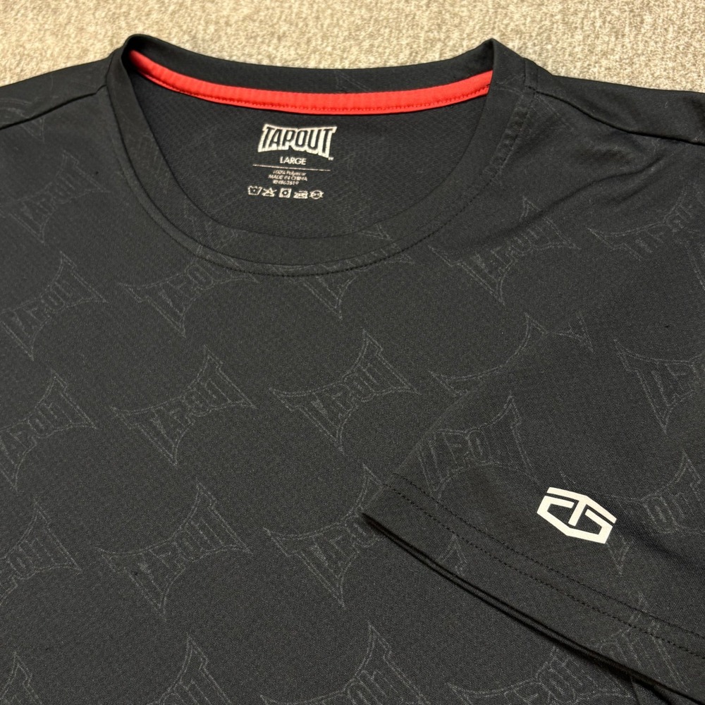 Tapout WWE Mens Large Black All Over Logo Performance T-Shirt Training Gym Tee